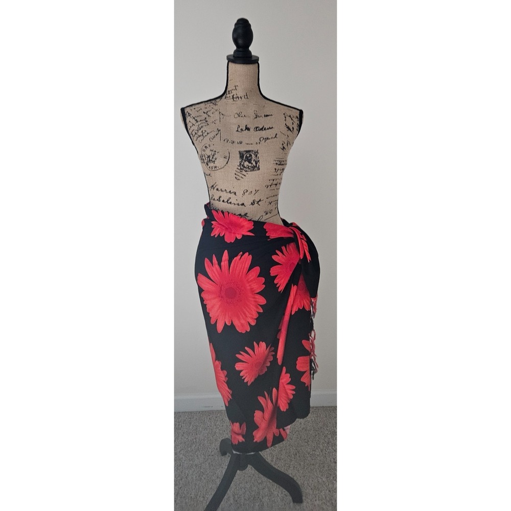 Koko Knot Black Red Daisy‎ Flower Fringe Sarong Wrap Skirt Cover Up Scarf